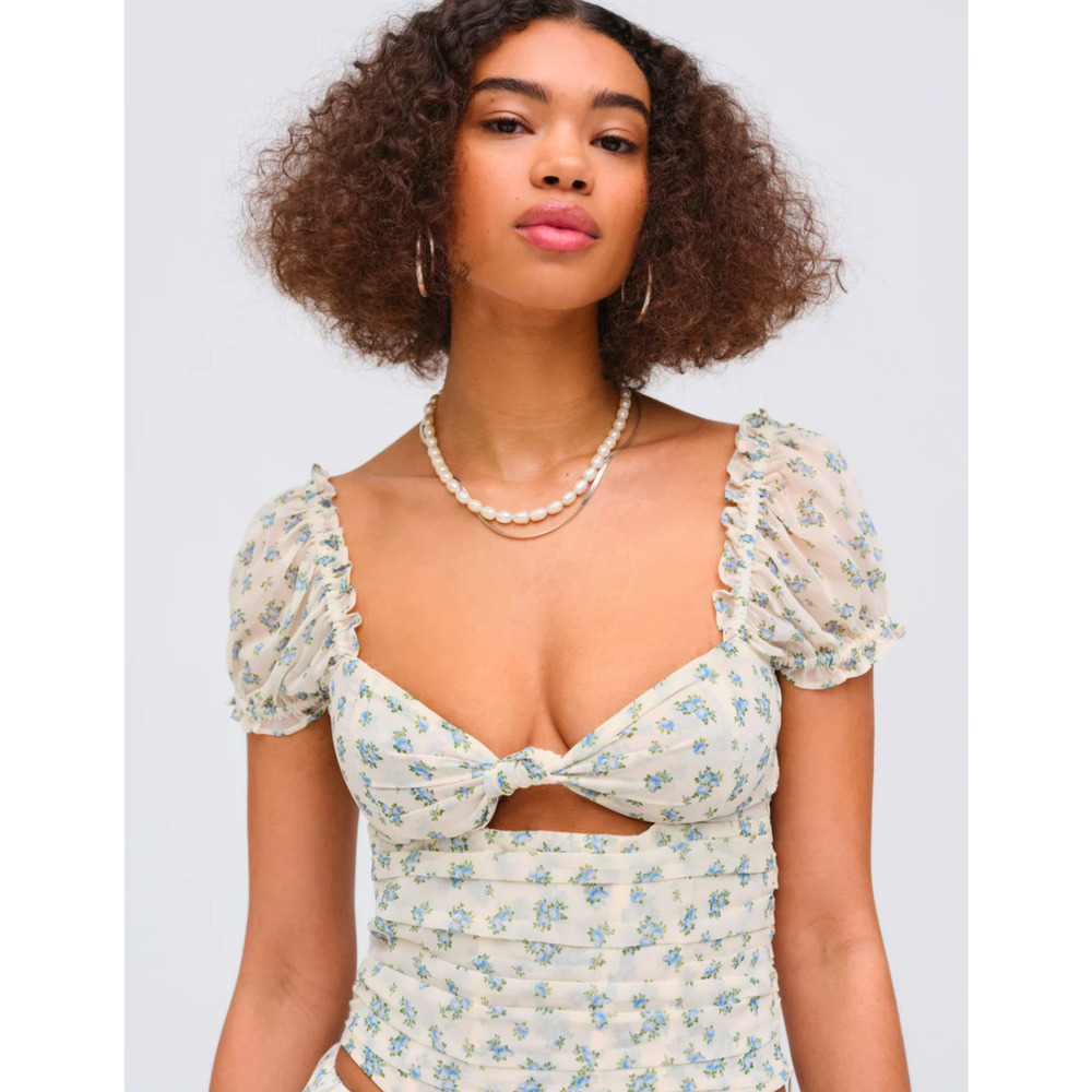 NWOT For Love & Lemons White Floral Chiffon Chateau Short Sleeve Top, size XS